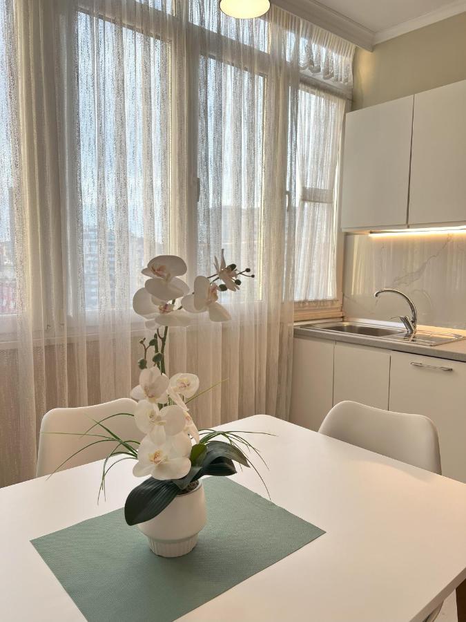 Grand New Bazaar Apartment تيرانا المظهر الخارجي الصورة