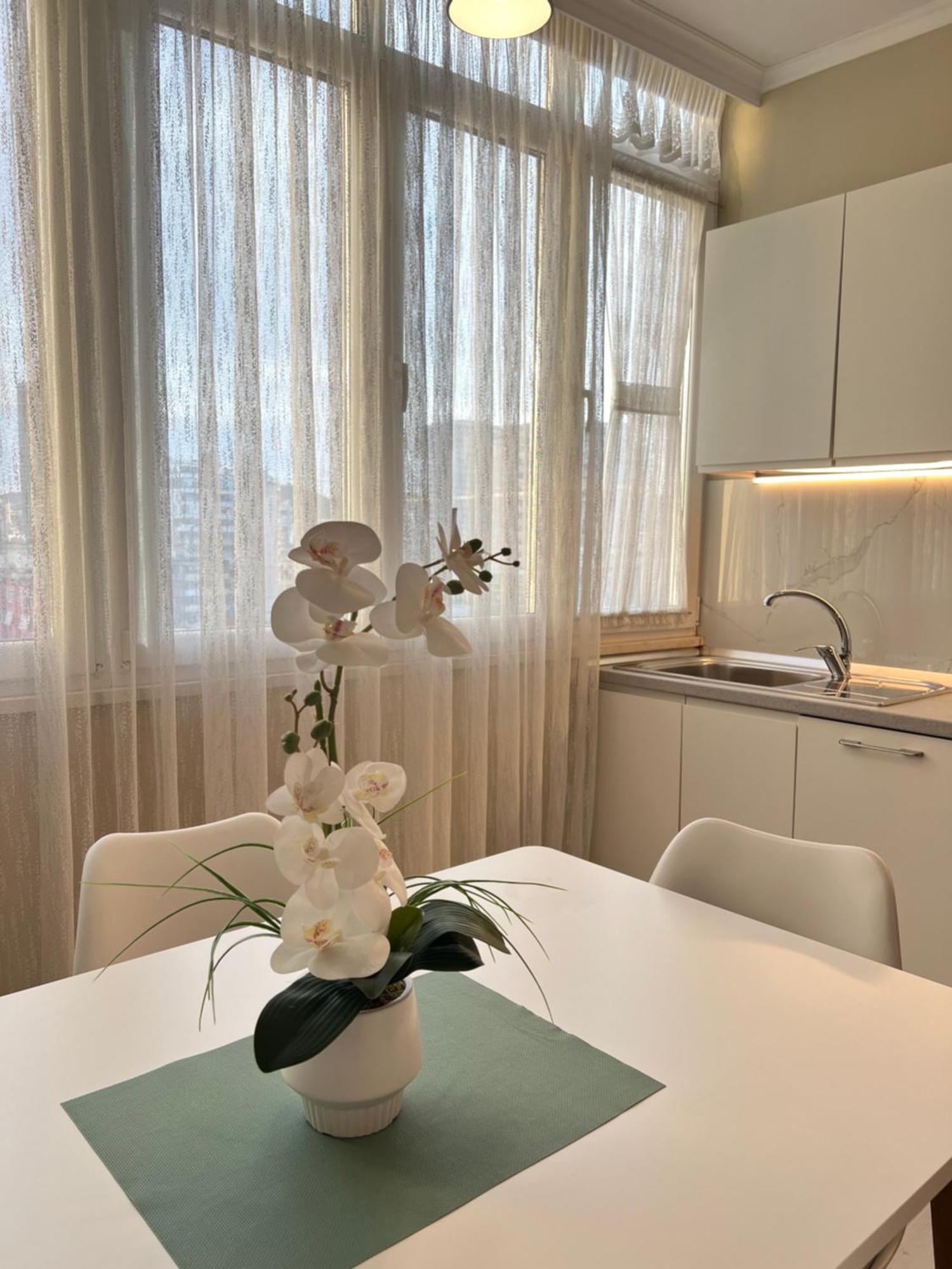 Grand New Bazaar Apartment تيرانا المظهر الخارجي الصورة